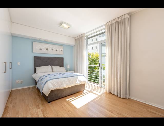 1 BEDROOM STUDIO APARTMENT TO LET IN CLAREMONT UPPER